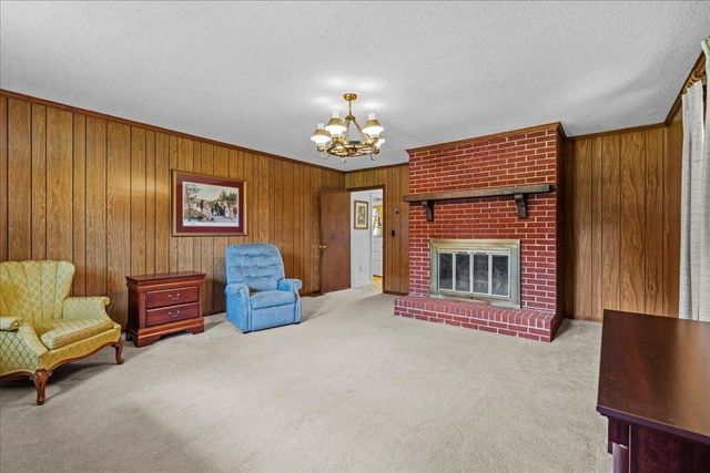 2160 Compton Bridge Road, Inman, SC 29349