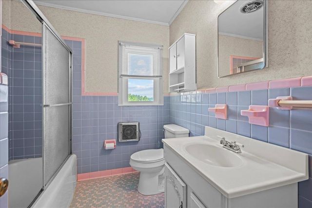 2160 Compton Bridge Road, Inman, SC 29349