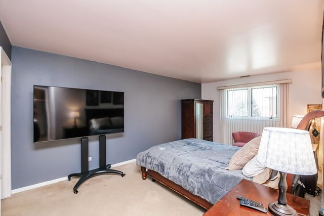 4041 W 97th Street 2N, Oak Lawn, IL 60453