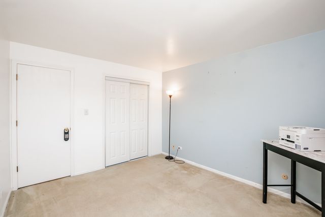 4041 W 97th Street 2N, Oak Lawn, IL 60453