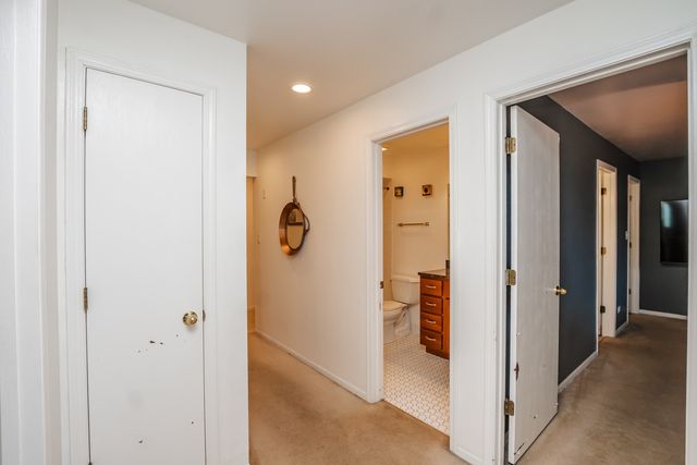 4041 W 97th Street 2N, Oak Lawn, IL 60453