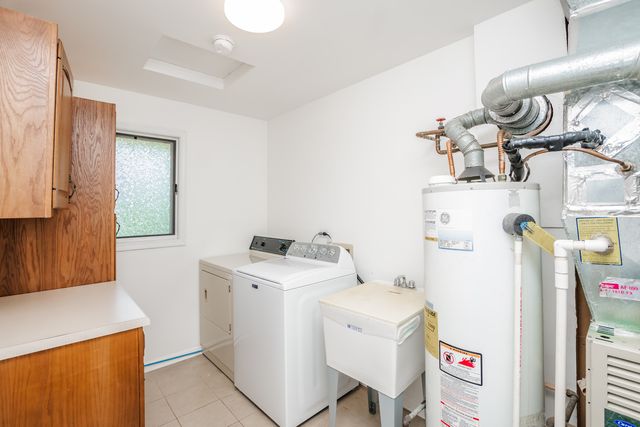 4041 W 97th Street 2N, Oak Lawn, IL 60453