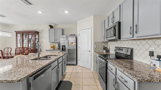 5853 ARLINGTON RIVER DRIVE, Lakeland, FL 33811