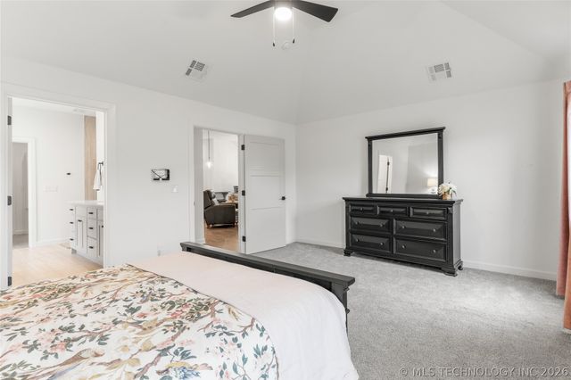 27713 E 107th Street, Coweta, OK 74429