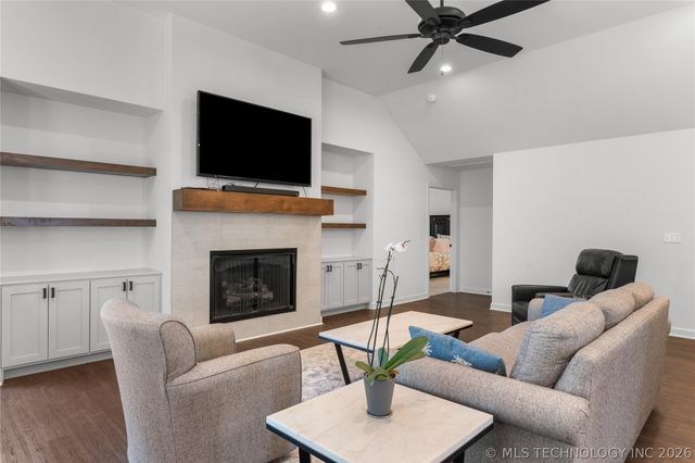 27713 E 107th Street, Coweta, OK 74429