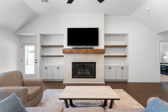 27713 E 107th Street, Coweta, OK 74429