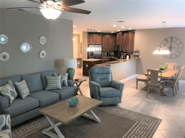 7610 34TH AVENUE W 102, Bradenton, FL 34209