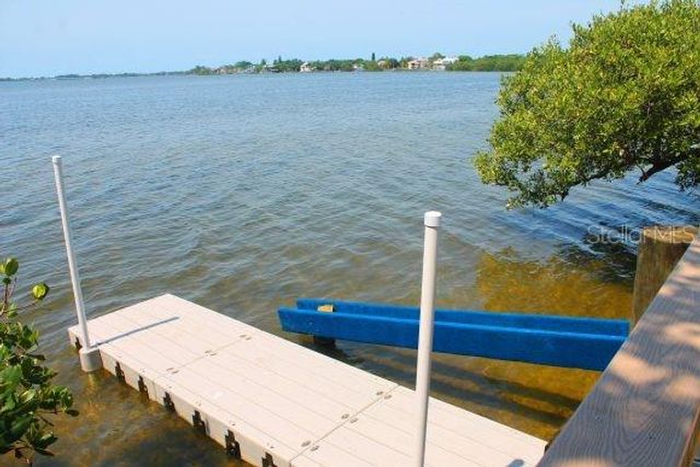 7610 34TH AVENUE W 102, Bradenton, FL 34209