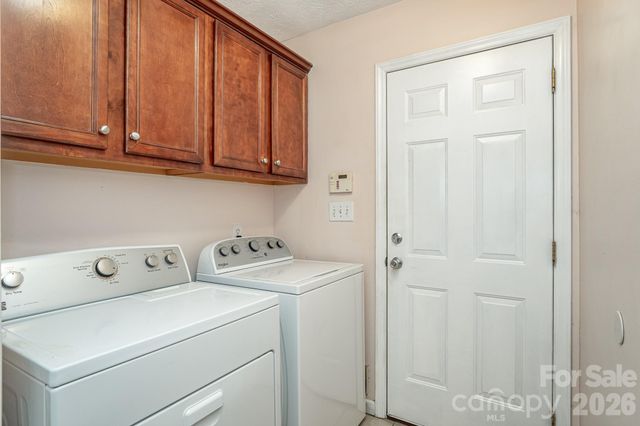 5440 Arnette Road, Hope Mills, NC 28348