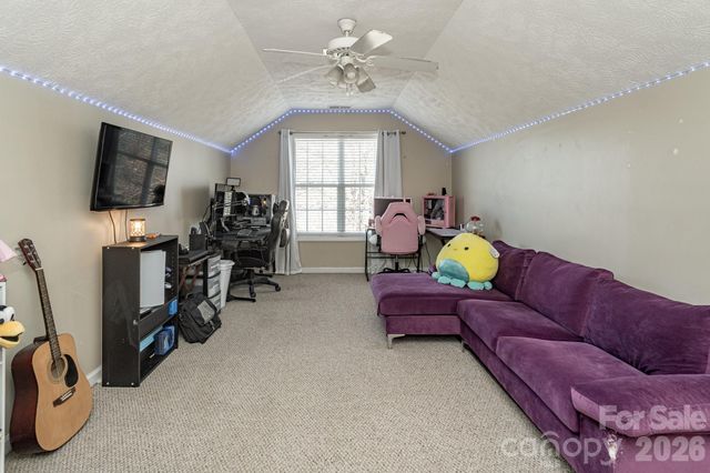 5440 Arnette Road, Hope Mills, NC 28348