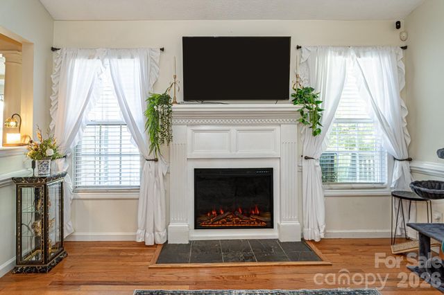 5440 Arnette Road, Hope Mills, NC 28348