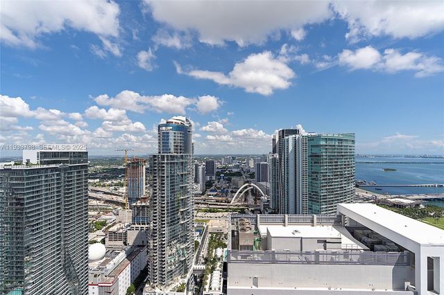 159 NE 6th St 5015, Miami, FL 33132