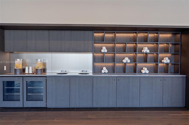 159 NE 6th St 5015, Miami, FL 33132