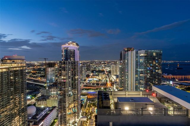 159 NE 6th St 5015, Miami, FL 33132