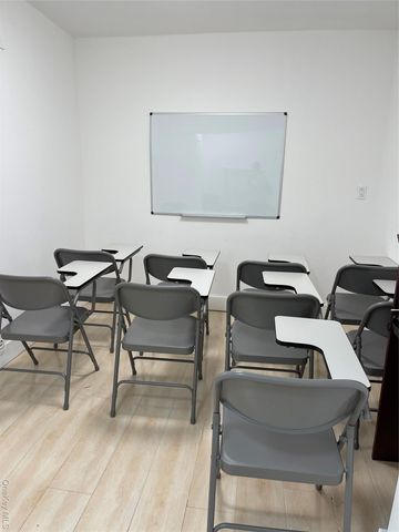 43-43 Kissena Boulevard 114, Flushing, NY 11355