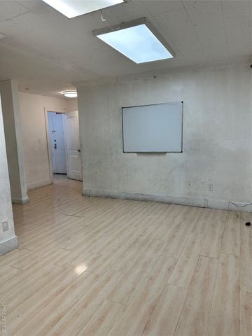 43-43 Kissena Boulevard 114, Flushing, NY 11355