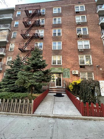 43-43 Kissena Boulevard 114, Flushing, NY 11355