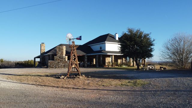 525 County Road 310, Abilene, TX 79606