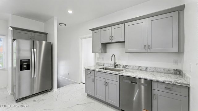 1301 S 26th St, Louisville, KY 40210