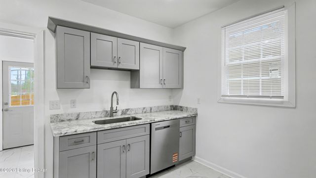 1301 S 26th St, Louisville, KY 40210