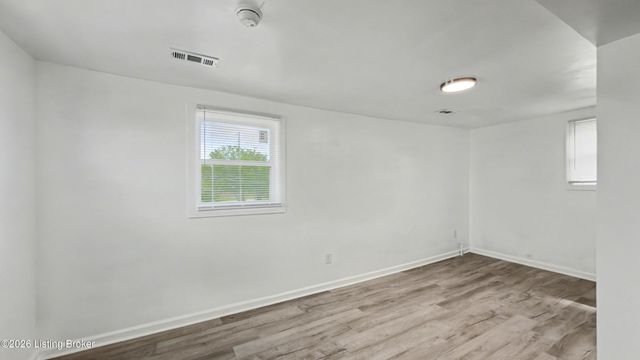 1301 S 26th St, Louisville, KY 40210