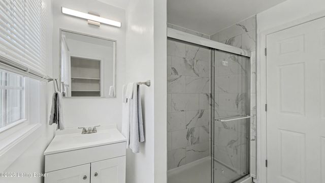 1301 S 26th St, Louisville, KY 40210