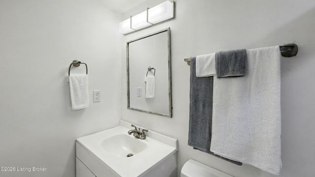 1301 S 26th St, Louisville, KY 40210