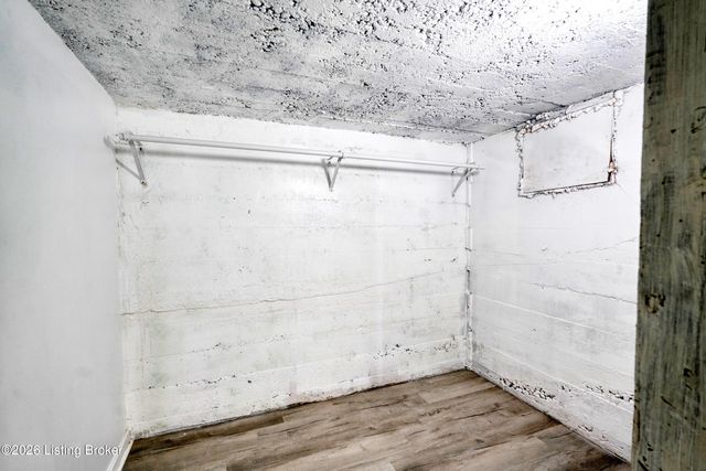 1301 S 26th St, Louisville, KY 40210