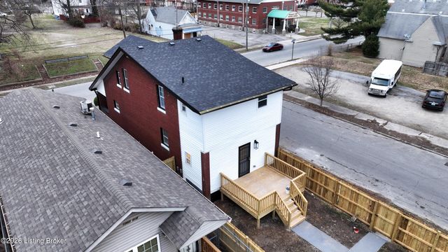 1301 S 26th St, Louisville, KY 40210