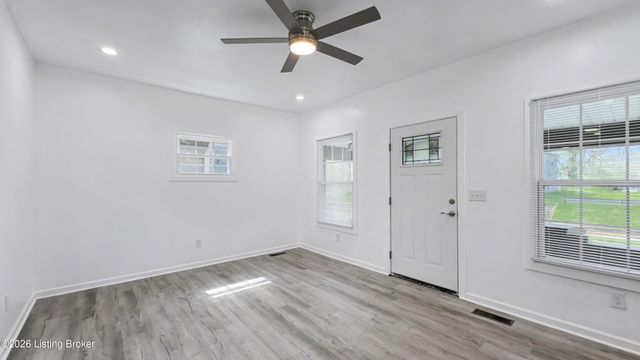 1301 S 26th St, Louisville, KY 40210