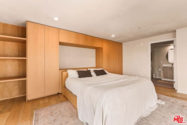 4215 Glencoe Avenue 405, Marina Del Rey, CA 90292