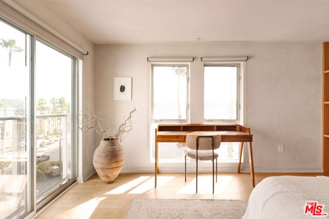 4215 Glencoe Avenue 405, Marina Del Rey, CA 90292