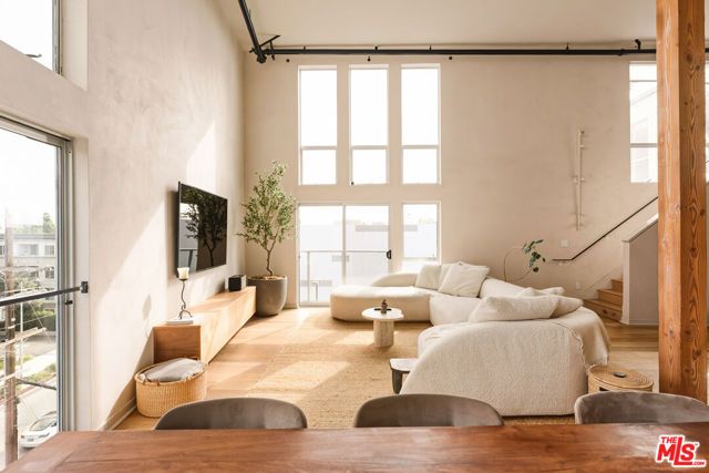 4215 Glencoe Avenue 405, Marina Del Rey, CA 90292