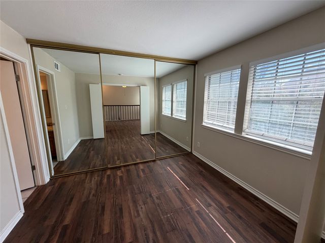 6220 bentwood Trail 404, Dallas, TX 75252