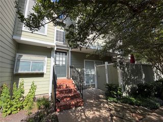 6220 bentwood Trail 404, Dallas, TX 75252