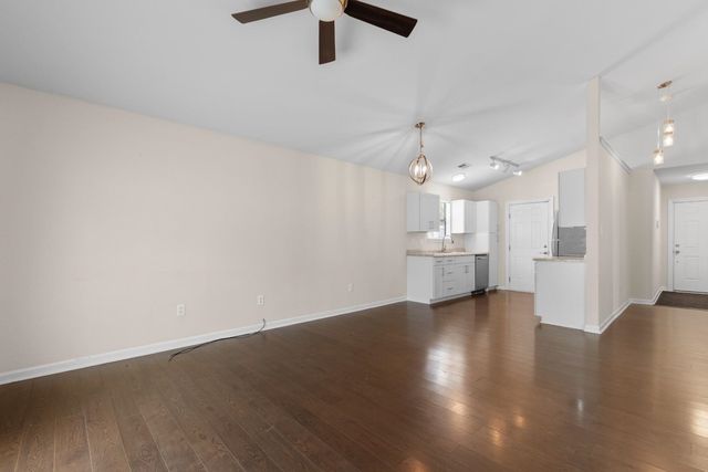 833 Silvercrest Dr., Myrtle Beach, SC 29579