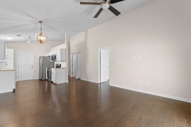 833 Silvercrest Dr., Myrtle Beach, SC 29579