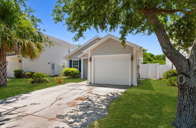833 Silvercrest Dr., Myrtle Beach, SC 29579