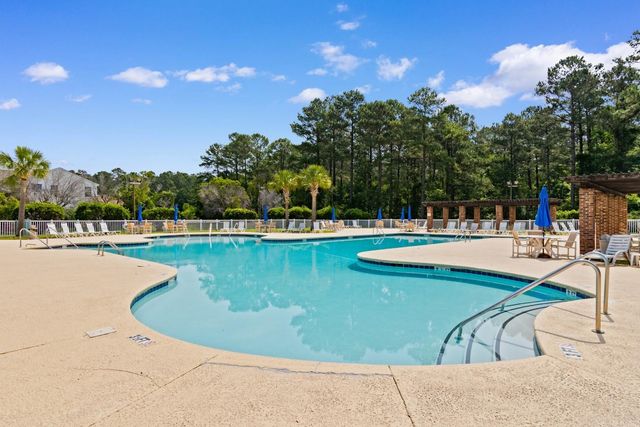 833 Silvercrest Dr., Myrtle Beach, SC 29579