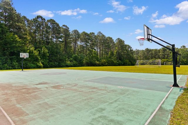 833 Silvercrest Dr., Myrtle Beach, SC 29579