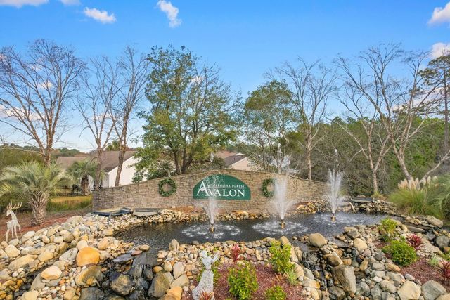 833 Silvercrest Dr., Myrtle Beach, SC 29579