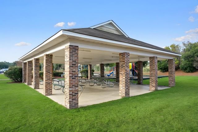 833 Silvercrest Dr., Myrtle Beach, SC 29579