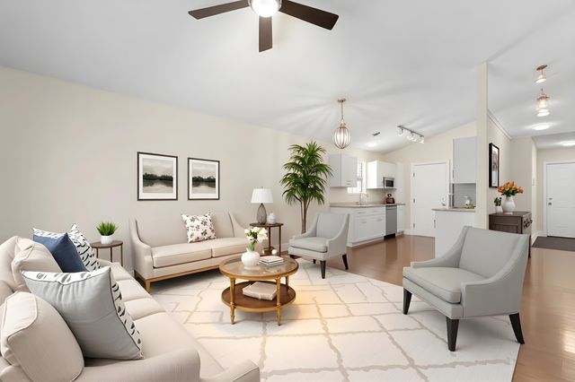 833 Silvercrest Dr., Myrtle Beach, SC 29579