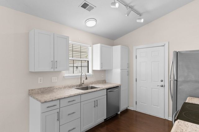 833 Silvercrest Dr., Myrtle Beach, SC 29579