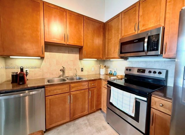 2001 Biscayne Blvd 3608, Miami, FL 33137