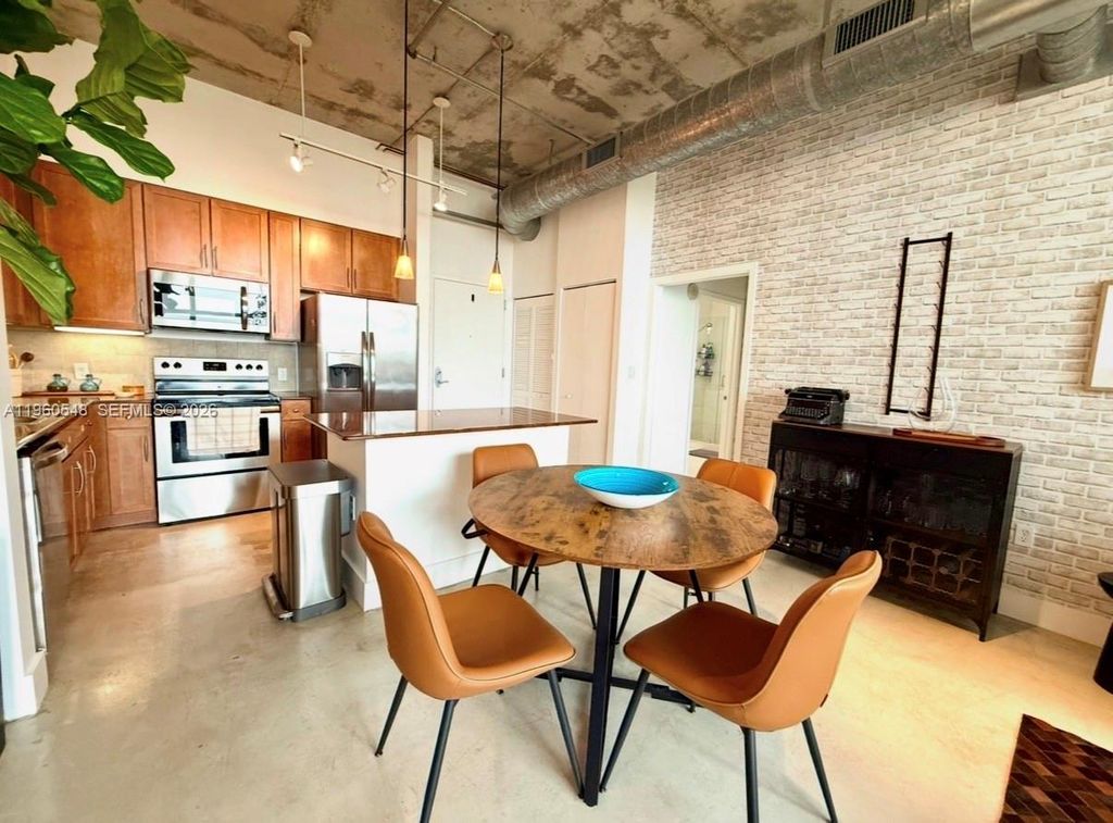 2001 Biscayne Blvd 3608, Miami, FL 33137