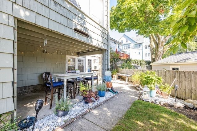 60 Guernsey St. 1, Boston, MA 02131