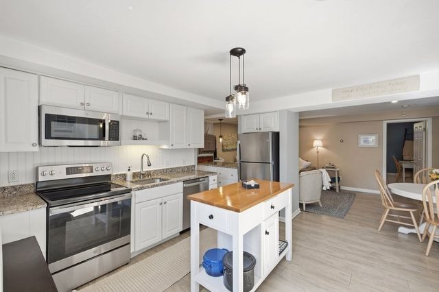 60 Guernsey St. 1, Boston, MA 02131