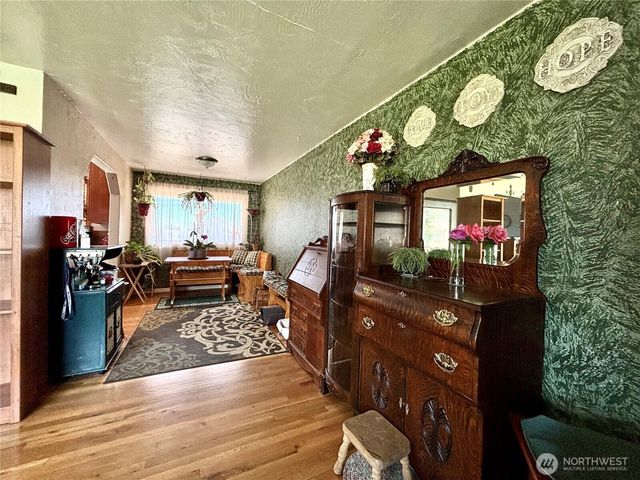 207 W Loop Drive, Moses Lake, WA 98837