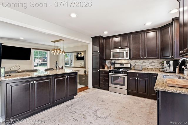 1628 Lexington Street, Plymouth, MI 48170